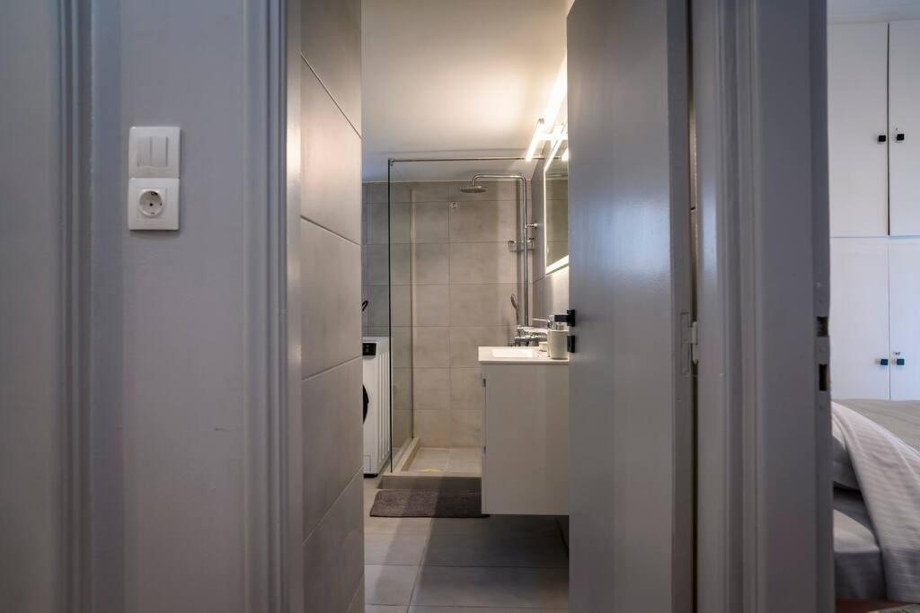 Seaview Orchid 2 Bed Elegance Διαμέρισμα Αθήνα Εξωτερικό φωτογραφία